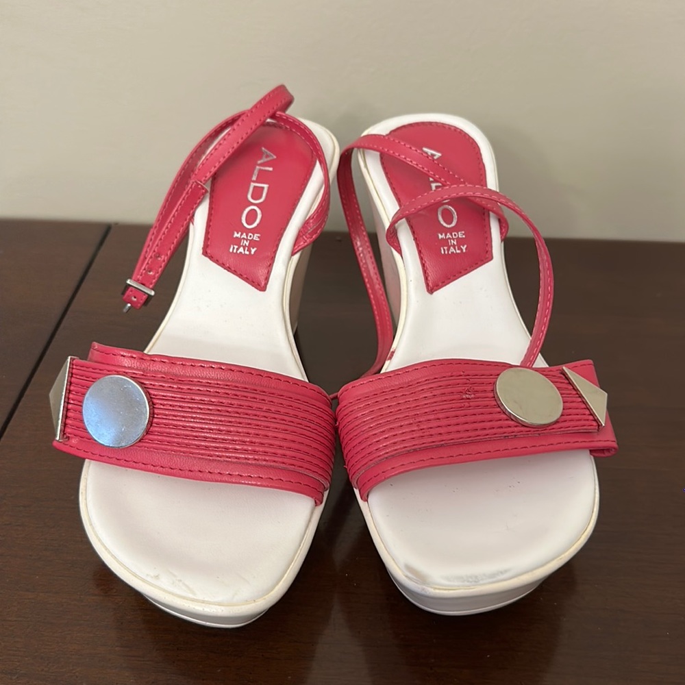 Aldo Sandals